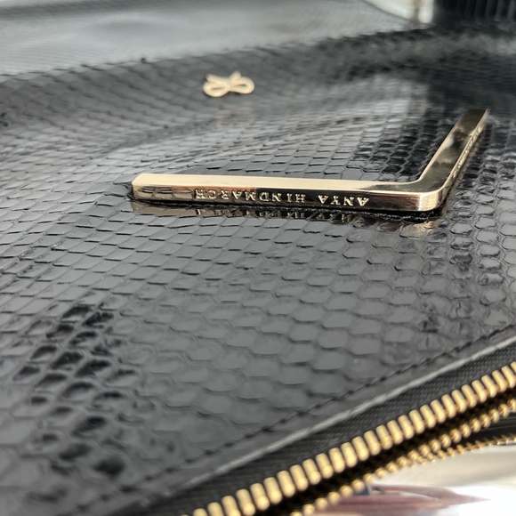ANYA HINDMARCH luxury leather clutch - Picture 9 of 10